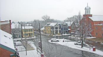 Weather camera view of A&M Pizza.