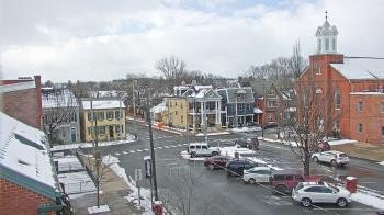 Weather camera view of A&M Pizza.