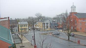 Weather camera view of A&M Pizza.