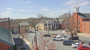 Weather camera view of A&M Pizza.