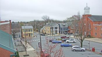 Weather camera view of A&M Pizza.