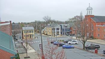 Weather camera view of A&M Pizza.