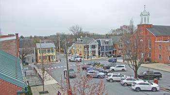 Weather camera view of A&M Pizza.