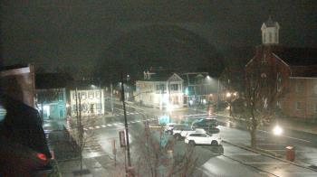 Weather camera view of A&M Pizza.