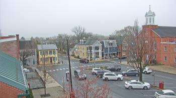 Weather camera view of A&M Pizza.