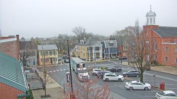 Weather camera view of A&M Pizza.