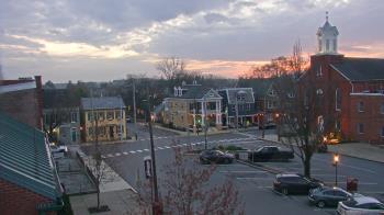 Weather camera view of A&M Pizza.