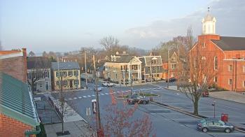 Weather camera view of A&M Pizza.