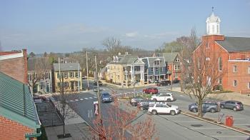 Weather camera view of A&M Pizza.