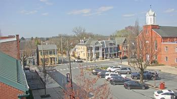 Weather camera view of A&M Pizza.
