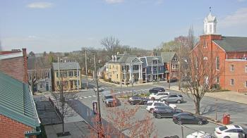 Weather camera view of A&M Pizza.