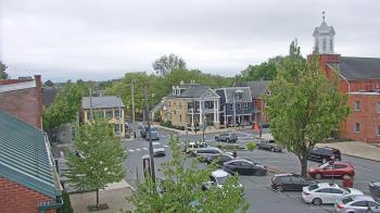 Weather camera view of A&M Pizza.