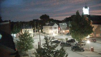 Weather camera view of A&M Pizza.