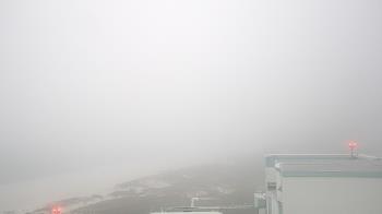 Weather camera view of Island House Hotel.