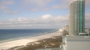 Weather camera view of Island House Hotel.