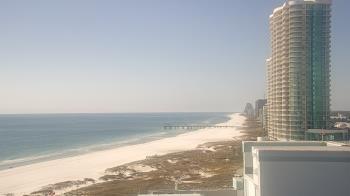 Weather camera view of Island House Hotel.