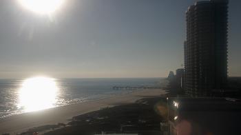 Weather camera view of Island House Hotel.