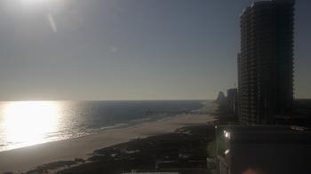 Weather camera view of Island House Hotel.