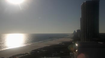 Weather camera view of Island House Hotel.