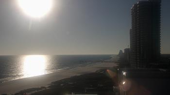 Weather camera view of Island House Hotel.