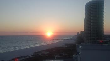 Weather camera view of Island House Hotel.