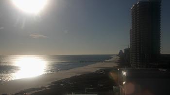 Weather camera view of Island House Hotel.