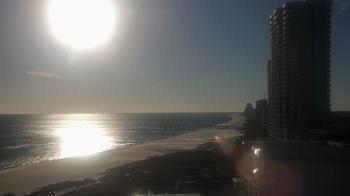 Weather camera view of Island House Hotel.