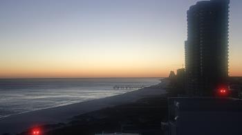 Weather camera view of Island House Hotel.