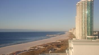 Weather camera view of Island House Hotel.