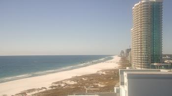 Weather camera view of Island House Hotel.