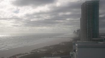 Weather camera view of Island House Hotel.