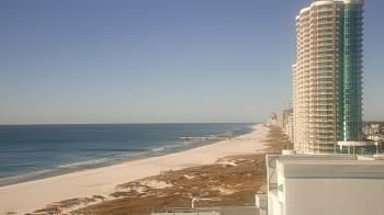 Weather camera view of Island House Hotel.