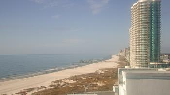 Weather camera view of Island House Hotel.