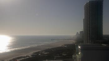 Weather camera view of Island House Hotel.