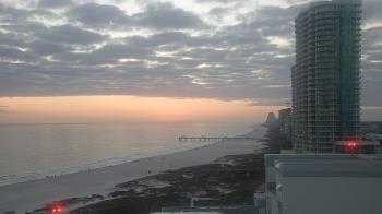 Weather camera view of Island House Hotel.