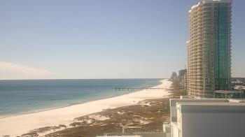 Weather camera view of Island House Hotel.