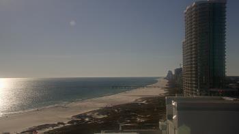 Weather camera view of Island House Hotel.