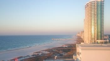Weather camera view of Island House Hotel.