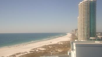 Weather camera view of Island House Hotel.