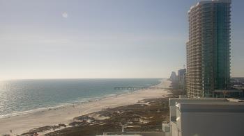 Weather camera view of Island House Hotel.