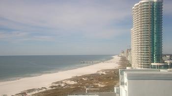 Weather camera view of Island House Hotel.