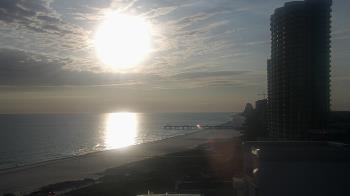 Weather camera view of Island House Hotel.