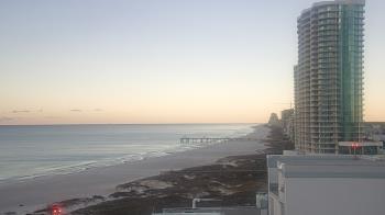 Weather camera view of Island House Hotel.