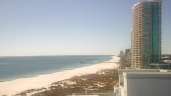 Weather camera view of Island House Hotel.