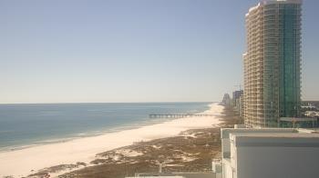 Weather camera view of Island House Hotel.