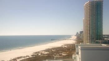 Weather camera view of Island House Hotel.