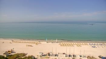 Weather camera view of The Charter Club of Marco Beach.