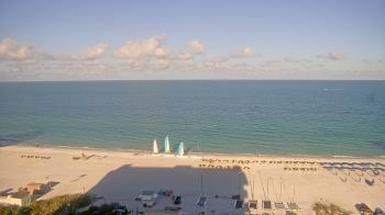 Weather camera view of The Charter Club of Marco Beach.
