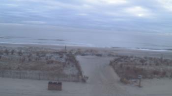 Weather camera view of Beach Patrol HQ.