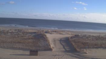 Weather camera view of Beach Patrol HQ.